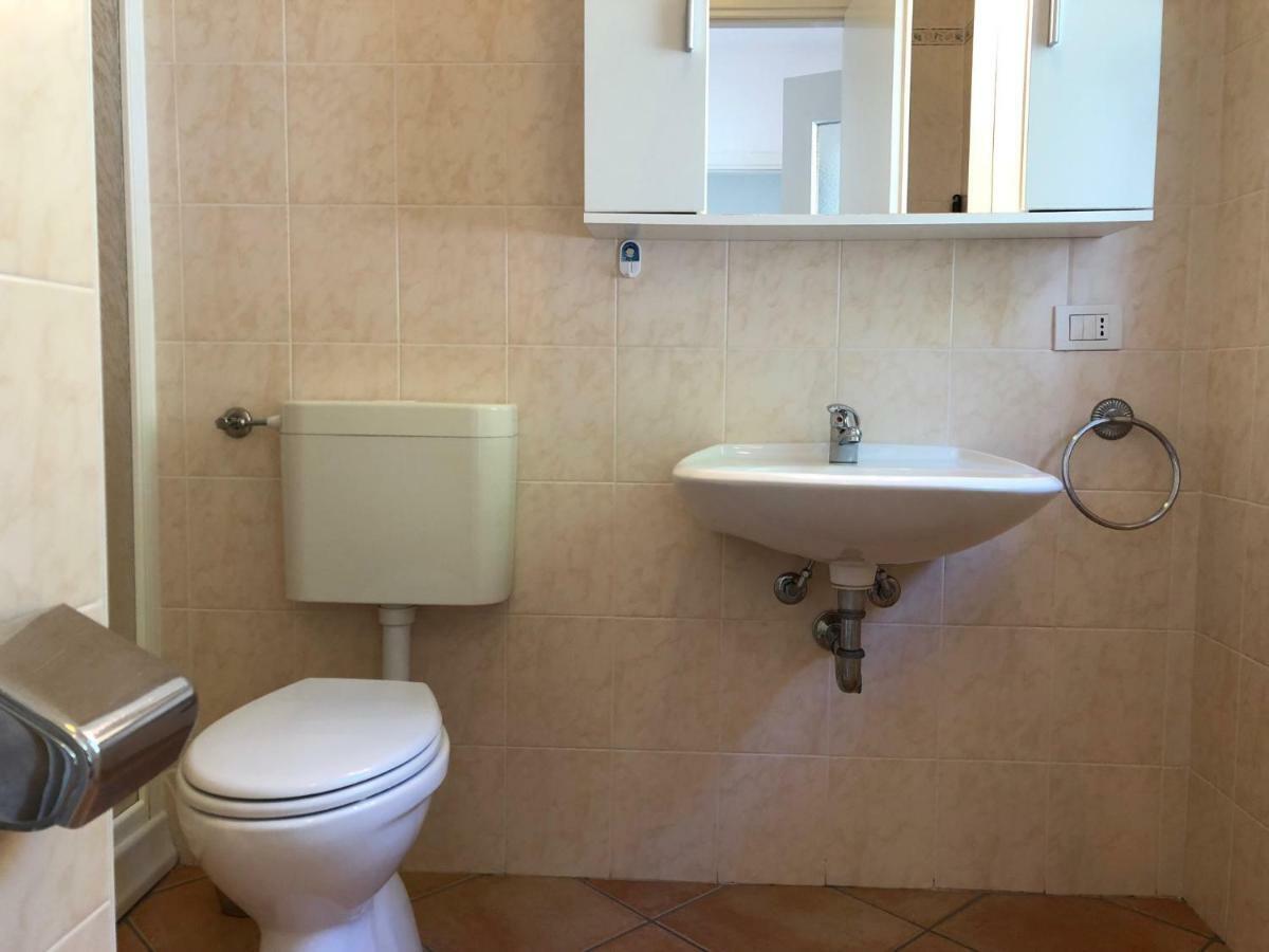 Residenza Ai Ronchi 1 2 6 Aparthotel Maccagno Exterior foto